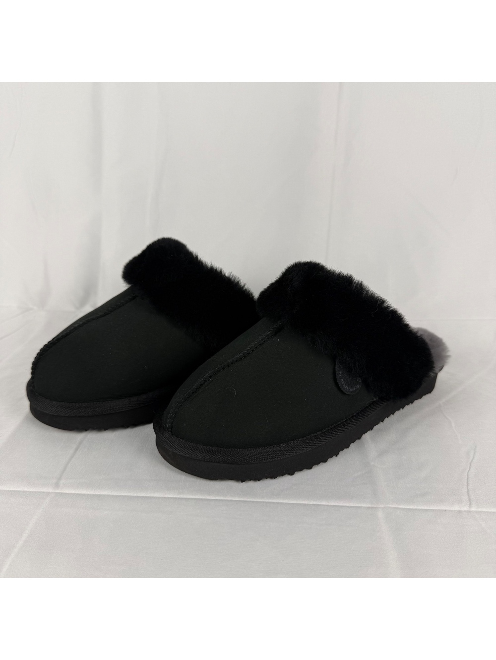 Fireside by Dearfoams Women's Melton Genuine Shearling Platform Slipper Size 7